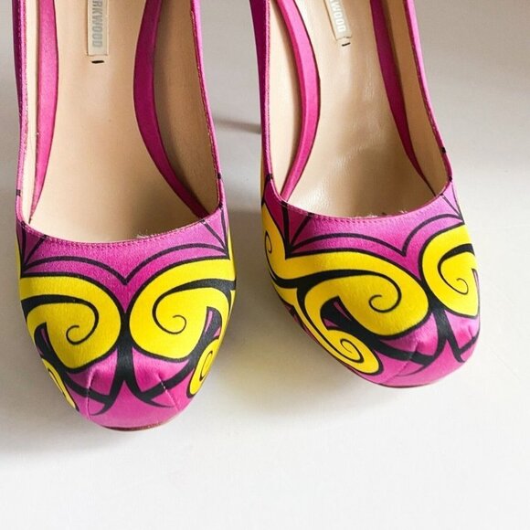 Nicolas  Kirkwood Colourful Silk Satin Graffiti Heels 40 - Picture 4 of 12
